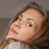 Komarova Nackt