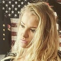 Lacey Evan’s Nackt
