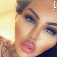 Lady Pleasure Nackt