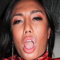 Ladyboy Mos Nackt