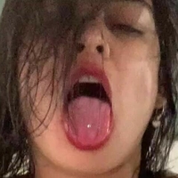 Laigiaa Nackt