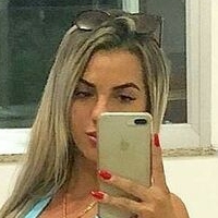 Larissa Rovetta Nackt
