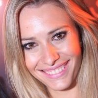 Larissa Saloio Nackt