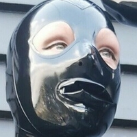 latex_neko Nackt