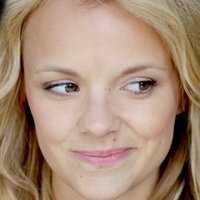 Laura Aikman Nackt