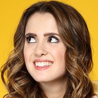 Laura Marano Nackt