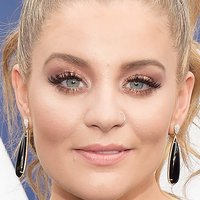 Lauren Alaina Nackt