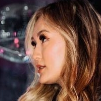 Lauren Riihimaki Nackt
