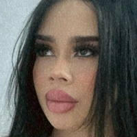 leisyniss Nackt