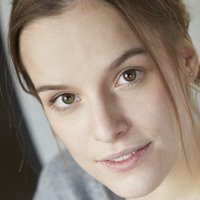 Leonie Landa Nackt