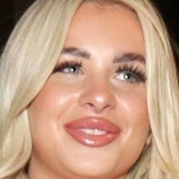 Liberty Poole Nackt