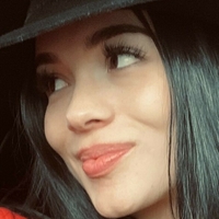 Lili Jones Nackt
