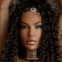 Lina Akindele Nackt