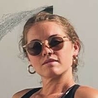 Lindsay Bushman Nackt