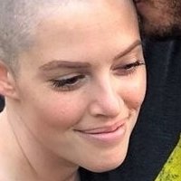 Lindsay Lockhart Nackt