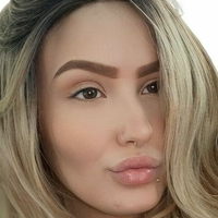 Lívia Queiroz Nackt