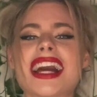 Livimavie Nackt