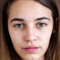 Lola Saint-Gilles Nackt