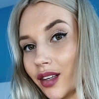 louiselou Nackt