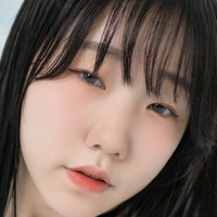 lovy._yeri Nackt