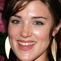 Lucy Griffiths Nackt