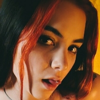 LucyWilow Nackt