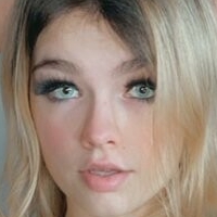 Luna Ash Nackt