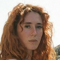 Madeleine Baldachino Nackt