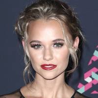 Madison Iseman Nackt