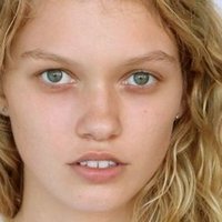 Maggie Laine Nackt