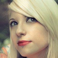 Maia Suicide Nackt