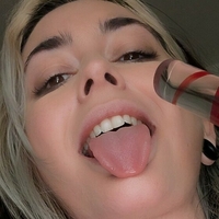 Mamaplugs Nackt