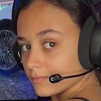 mckenzie_rivers Nackt