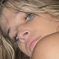 Megcrit Nackt