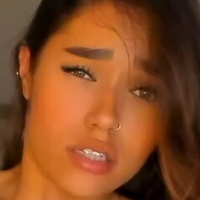 Meghan Gomez Nackt