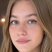 Melina Poulsen Nackt