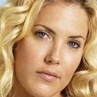 Mercedes McNab Nackt