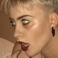 Mila Orriols Nackt