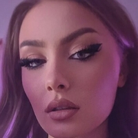 Mili Atkins Nackt