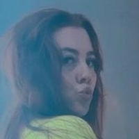 Molly Capper Nackt