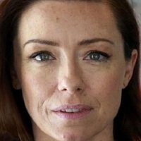 Molly Parker Nackt