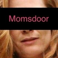 momsdoor Nackt
