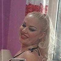 Monica Kant Nackt