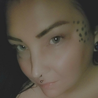 myztica Nackt