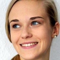 Nadine Koesters Nackt