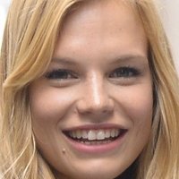 Nadine Leopold Nackt