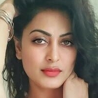 Nalinee Singh Nackt