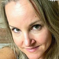 Naughty Nurse Nackt