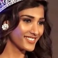 Nehal Chudasama Nackt