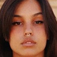 Neomi Attal Nackt